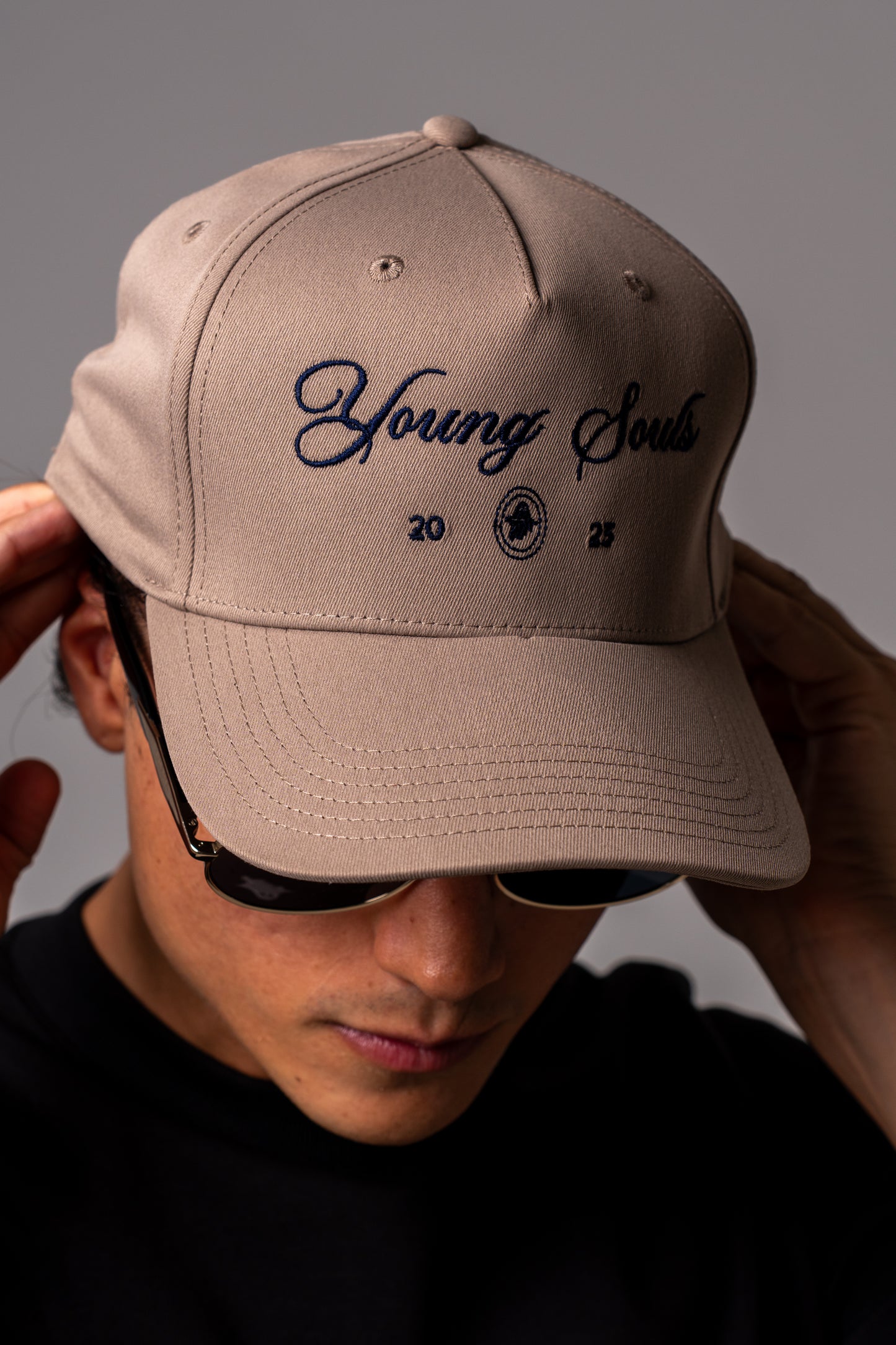 YNG SLS TRUCKER CAP - BEIGE