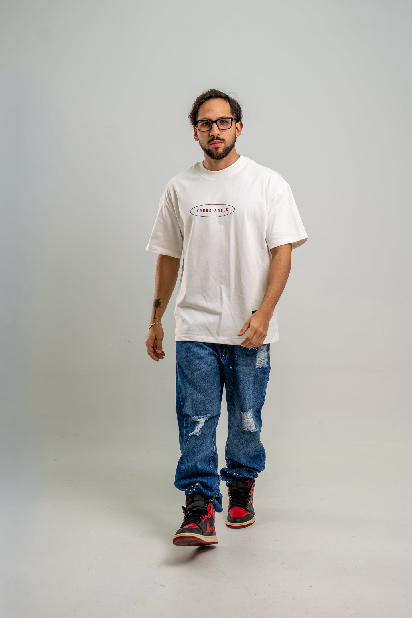 VINTAGE  T SHIRT – WHITE